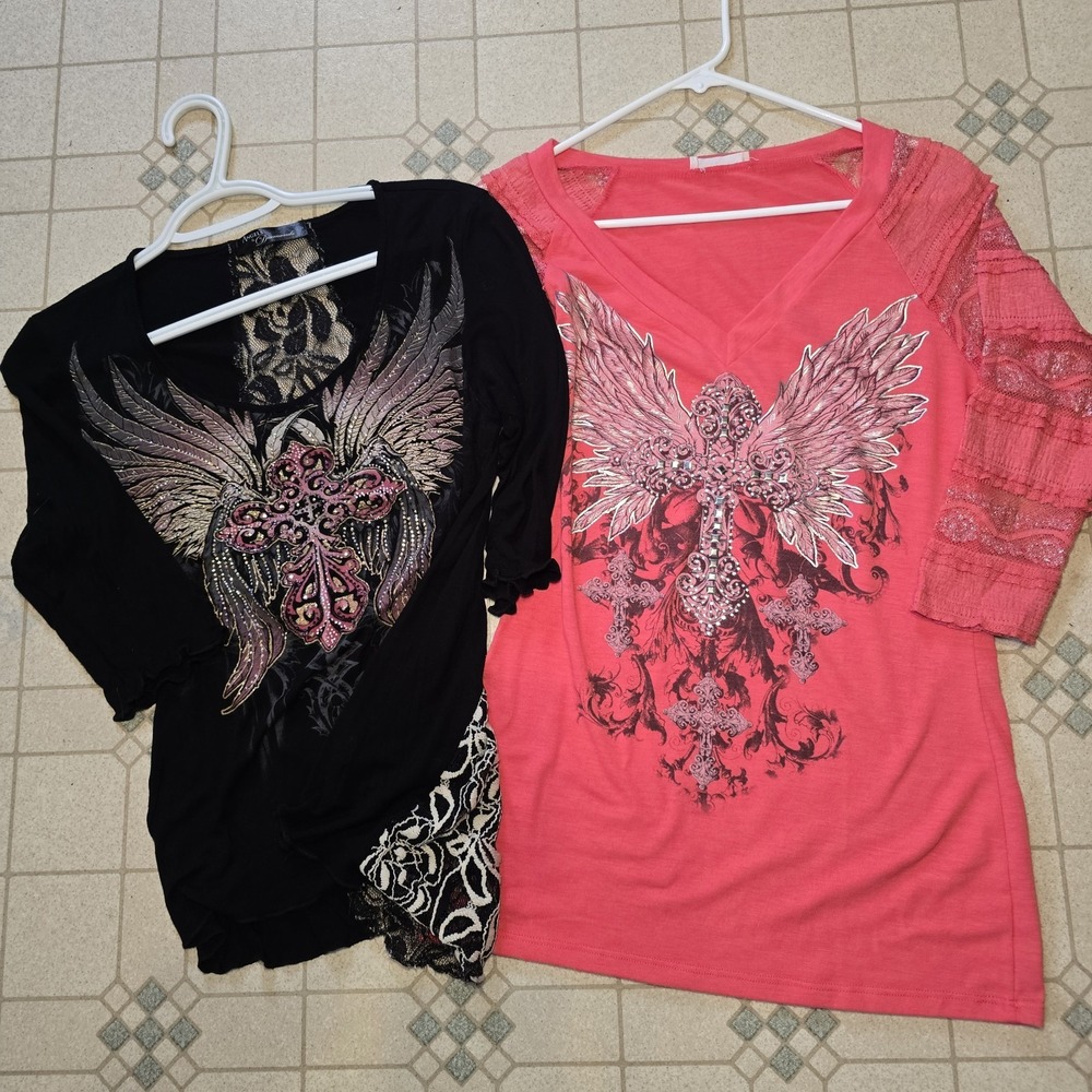 (2)Angels Diamonds Shirt Women M Pink V Neck Studded Lace 3/4 Sleeve Tee Y2K USA